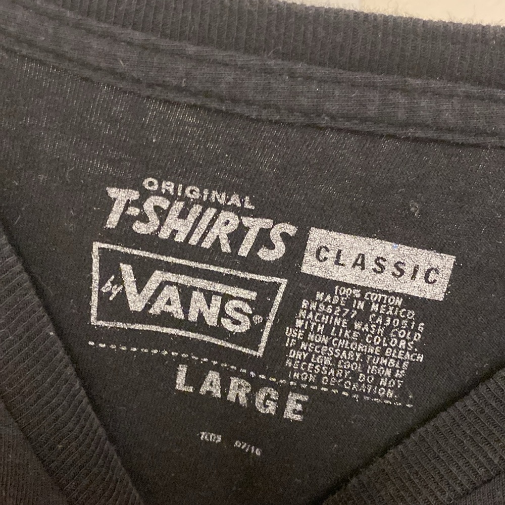 Vans Classic Black T-Shirt - Picture 2 of 4